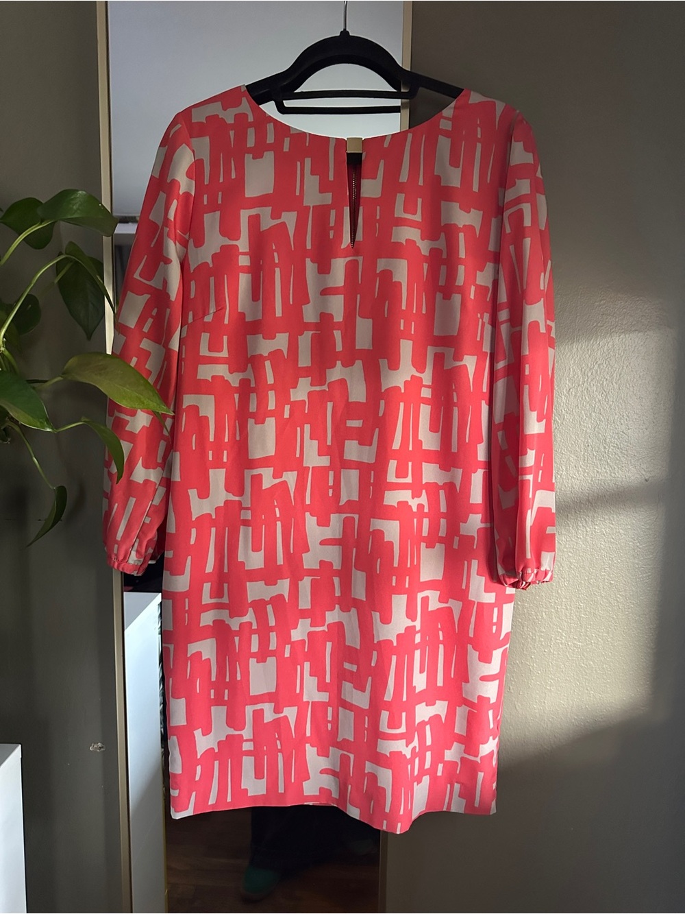 Women's Pink and White Patterned Midi Shift Dress